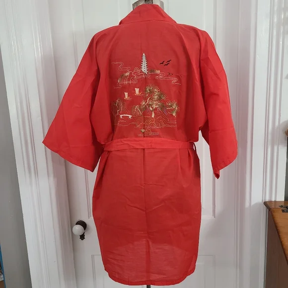 Vintage Embroidered Robe - Picture 1 of 9